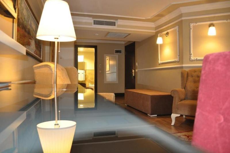 Kadikoy Park Suites Hotel - Oda