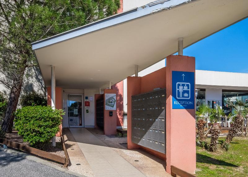 Comfort Aparthotel Antibes Le Maestria - Lobi