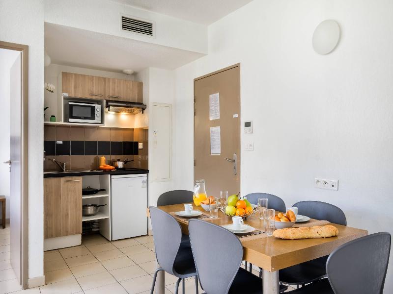 Comfort Aparthotel Antibes Le Maestria - Oda