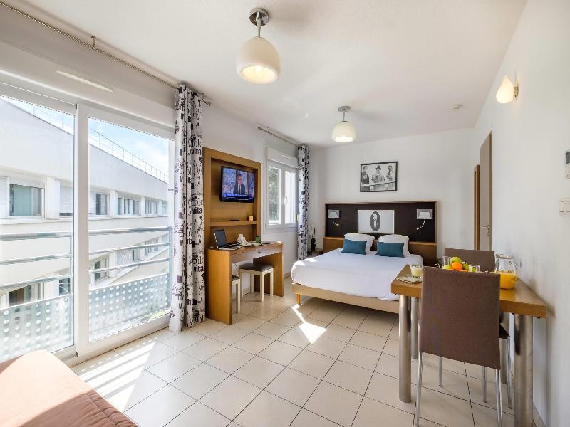 Comfort Aparthotel Antibes Le Maestria - Oda