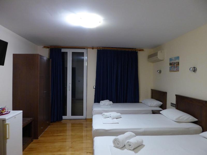 Rent Rooms The Seafront - Oda