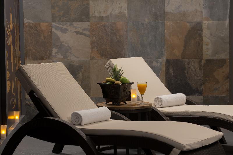 Check Inn Hotel - Aktivite