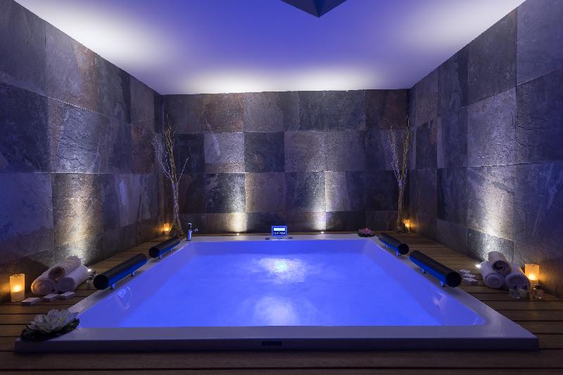 Check Inn Hotel - Aktivite