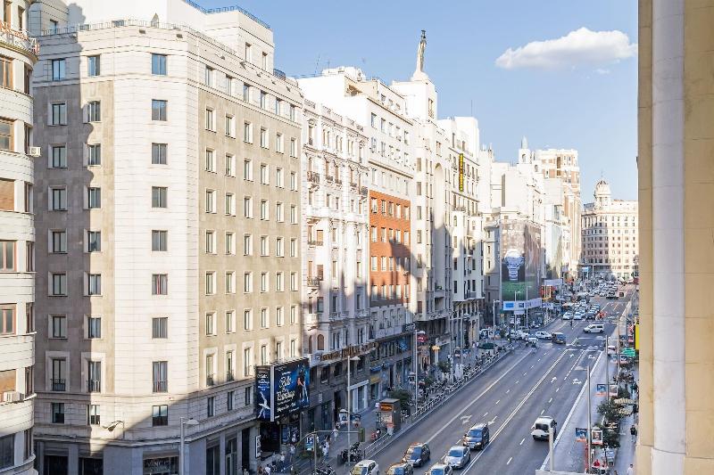 Hostal Gran Via 63 Rooms - Genel