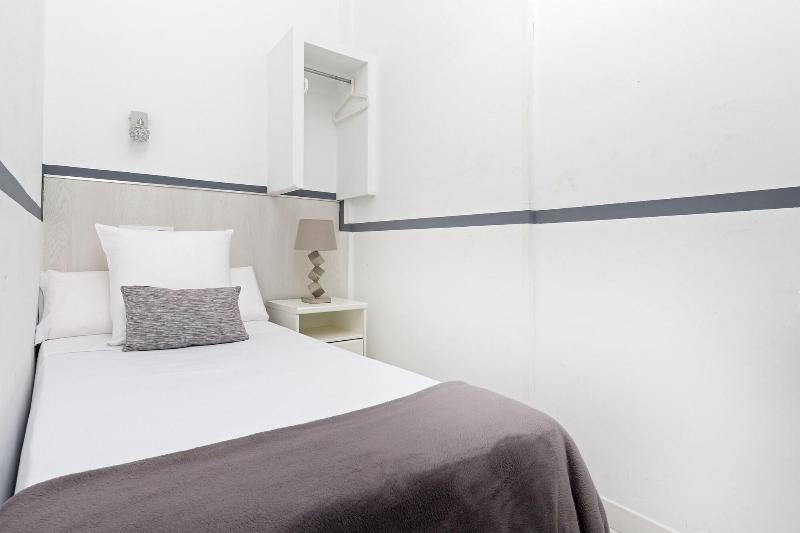 Hostal Gran Via 63 Rooms - Oda