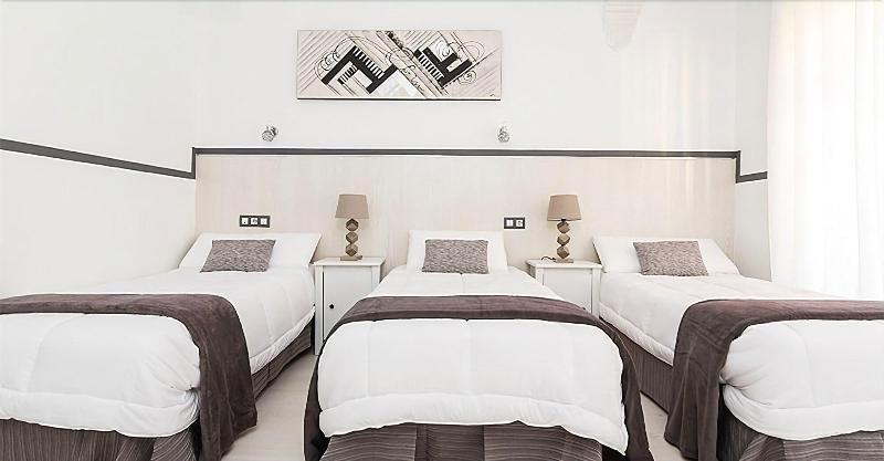 Hostal Gran Via 63 Rooms - Oda