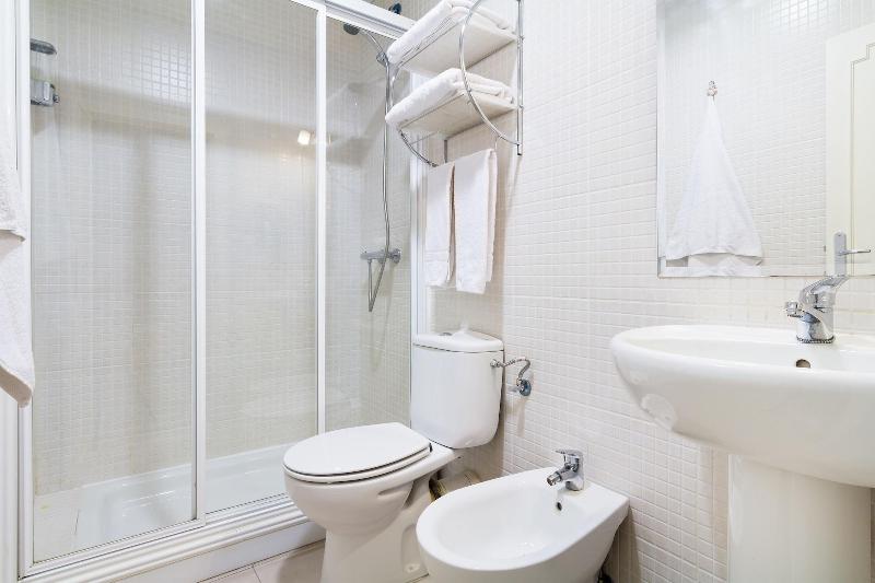 Hostal Gran Via 63 Rooms - Oda