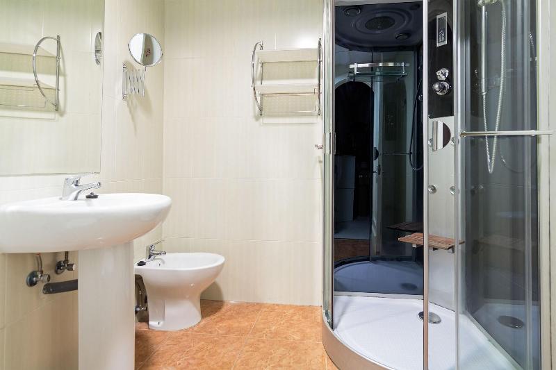 Hostal Gran Via 63 Rooms - Oda