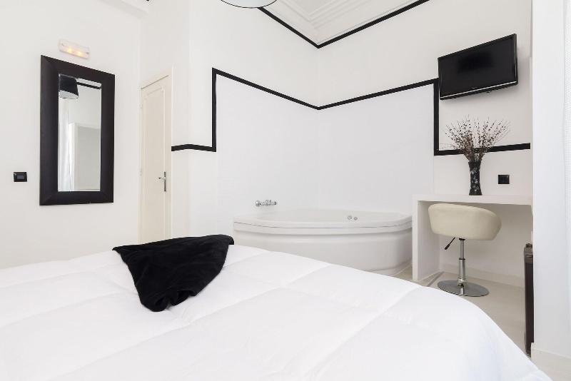 Hostal Gran Via 63 Rooms - Oda