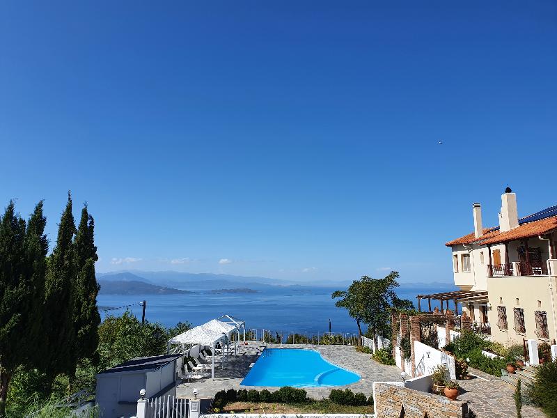 Lagou Raxi Country Hotel - Havuz