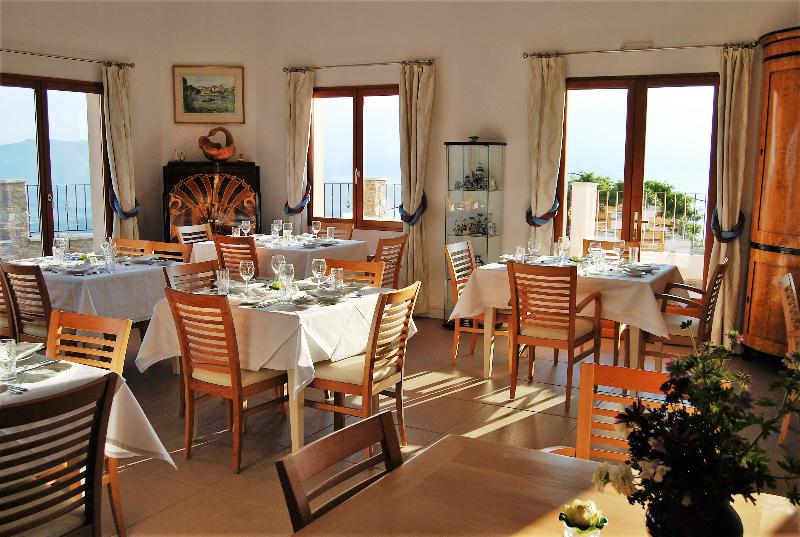 Lagou Raxi Country Hotel - Restoran