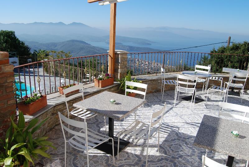 Lagou Raxi Country Hotel - Teras