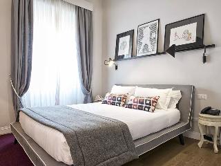 The Independent Suites fotoÄŸrafÄ±