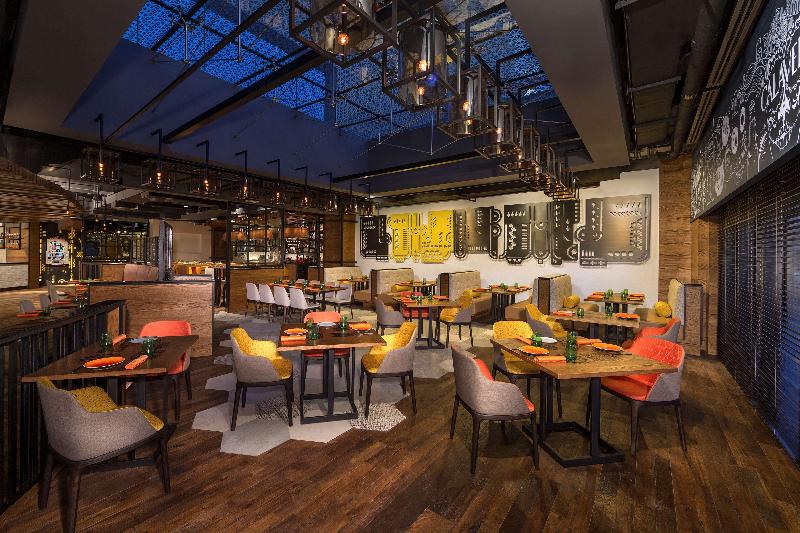Hyatt Regency Dubai Creek Heights - Restoran