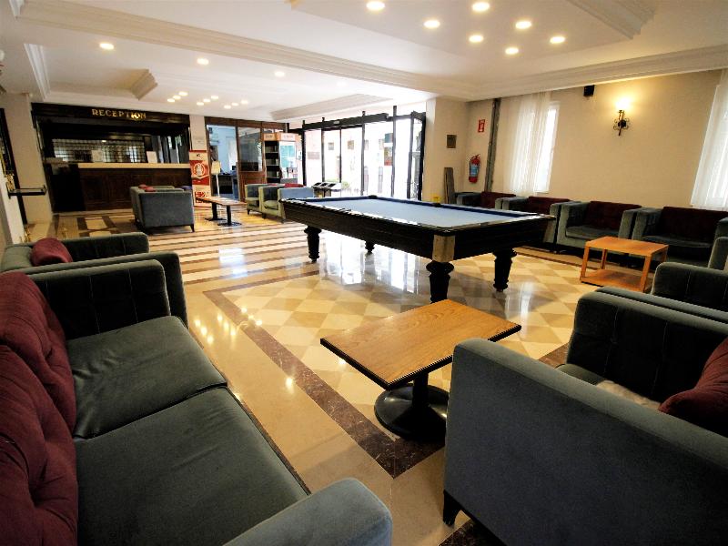 Montania Town Hotel Mudanya - Lobi