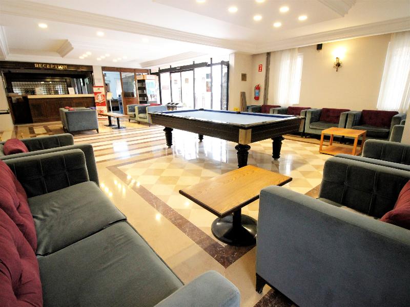 Montania Town Hotel Mudanya - Lobi