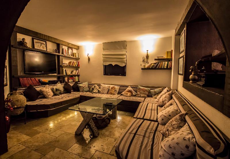 Assos Behram Hotel - Lobi