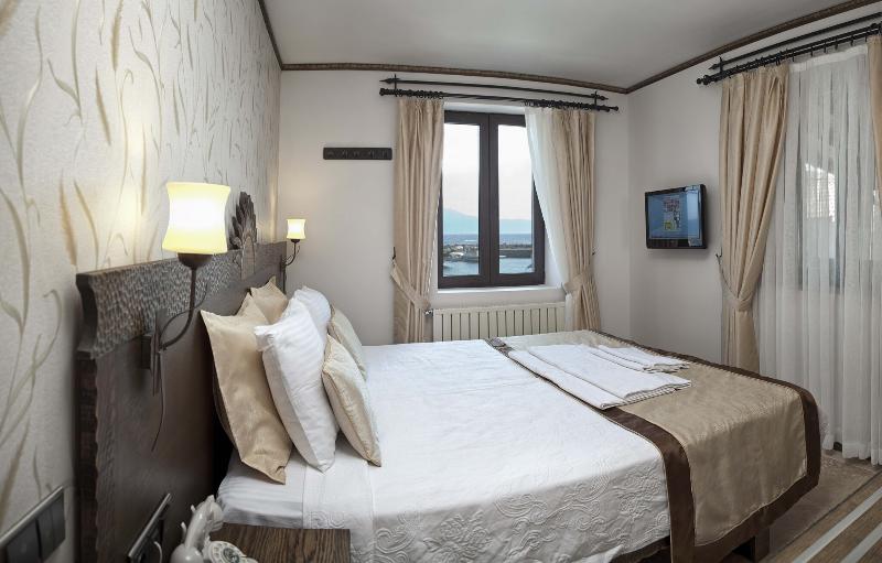 Assos Behram Hotel - Oda