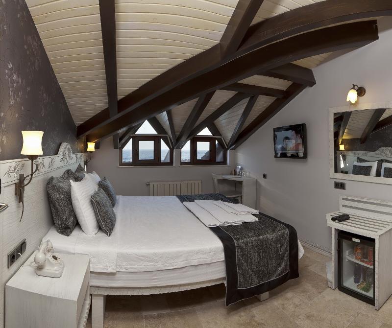 Assos Behram Hotel - Oda