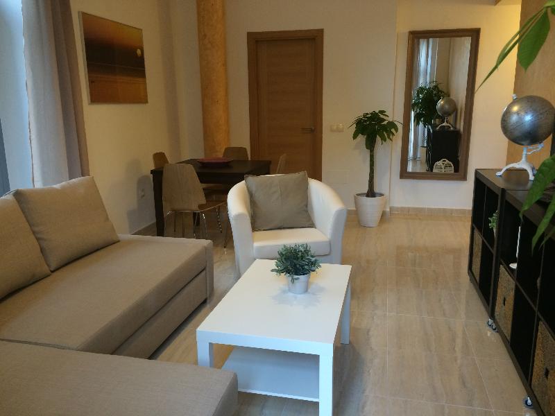 Life Apartments Alameda Colon - Genel
