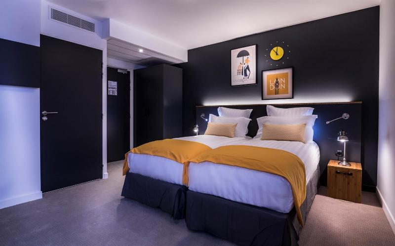 Best Western Plus Suitcase Paris La Defense - Oda