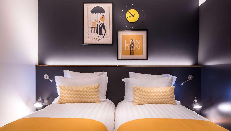 Best Western Plus Suitcase Paris La Defense - Oda