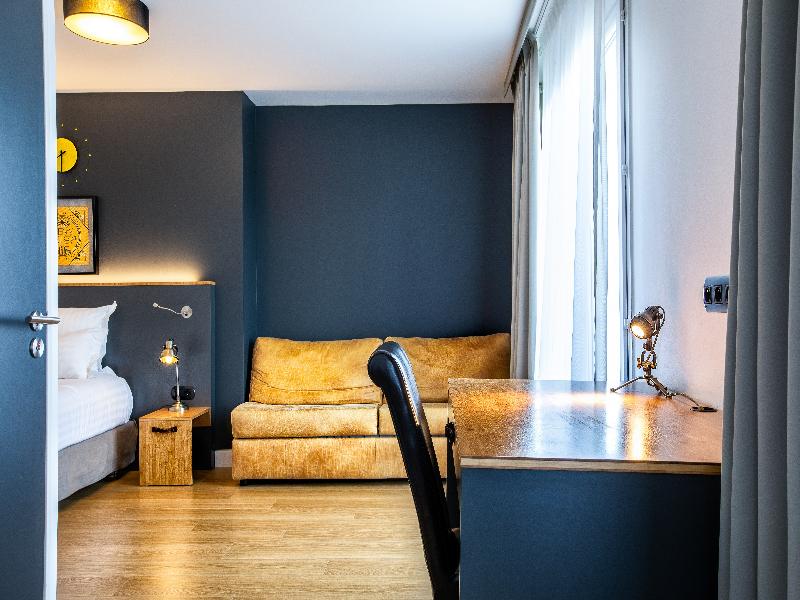 Best Western Plus Suitcase Paris La Defense - Oda