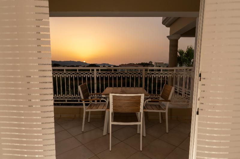 Arkadia Luxury Hotel Apartments - Oda