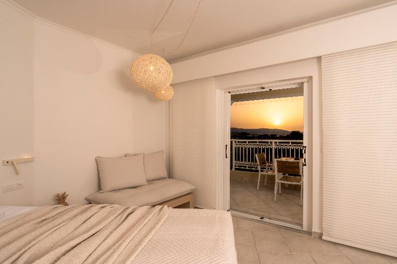 Arkadia Luxury Hotel Apartments - Oda