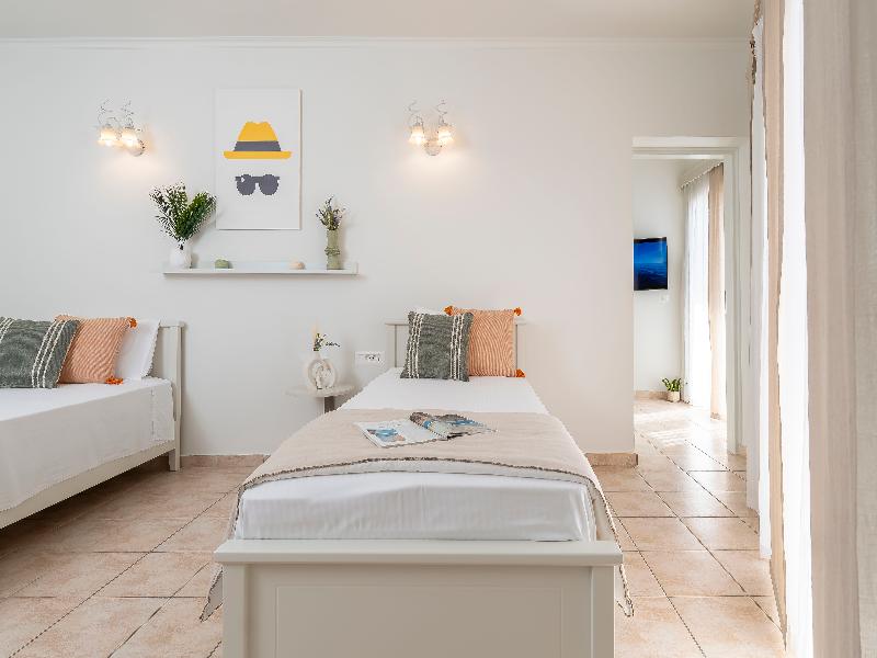 Arkadia Luxury Hotel Apartments - Oda