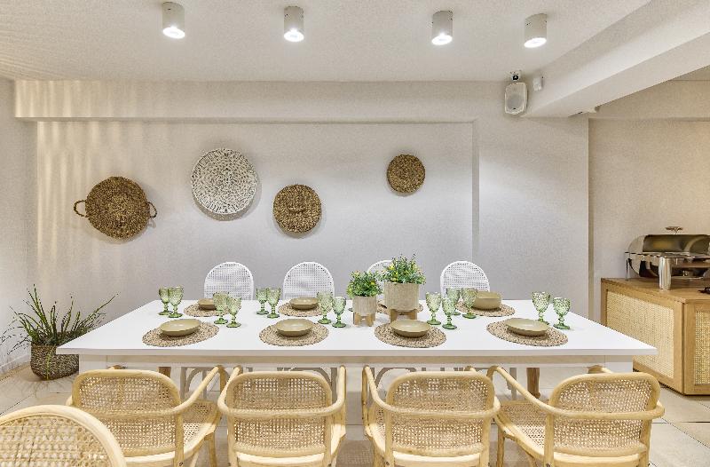 Arkadia Luxury Hotel Apartments - Restoran