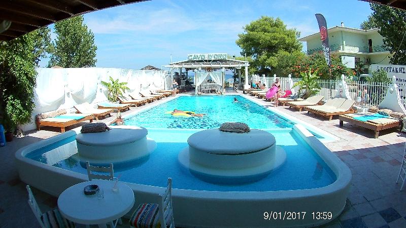 Cavo D'Oro Complex - Genel