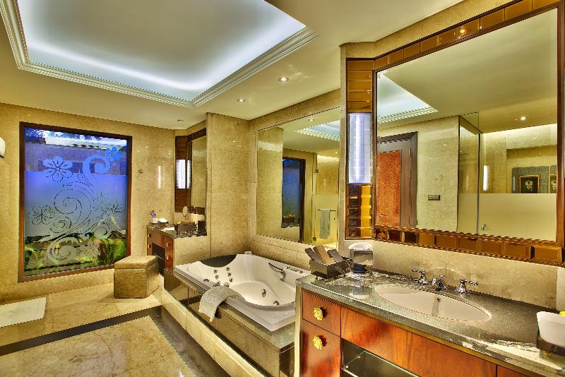 The Trans Resort Bali - Oda
