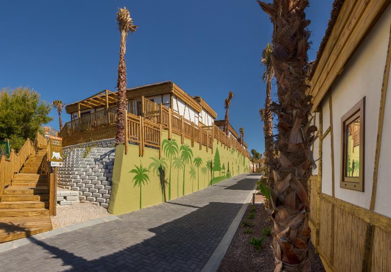 Magic Natura Animal, Waterpark & Polynesian Resort - Oda