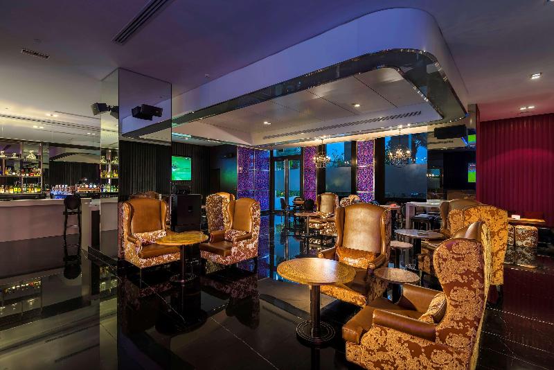 A Radisson Collection Hotel, Hormuz Grand Muscat - Bar