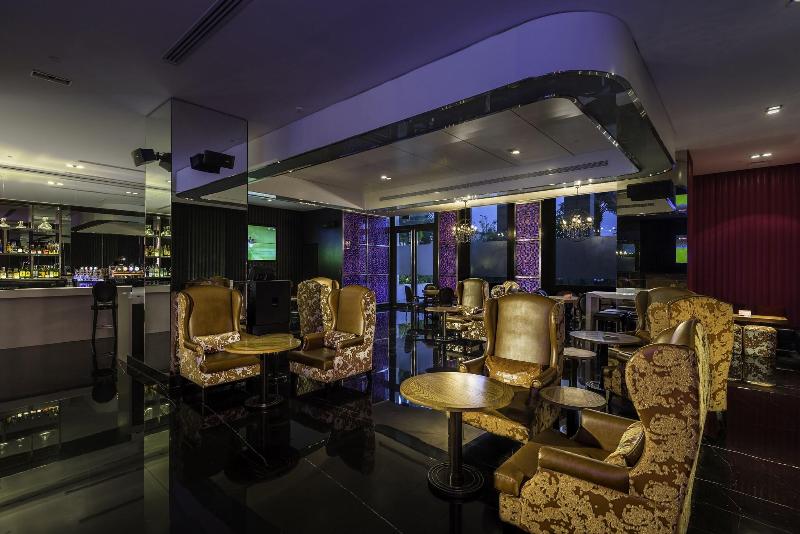 A Radisson Collection Hotel, Hormuz Grand Muscat - Bar