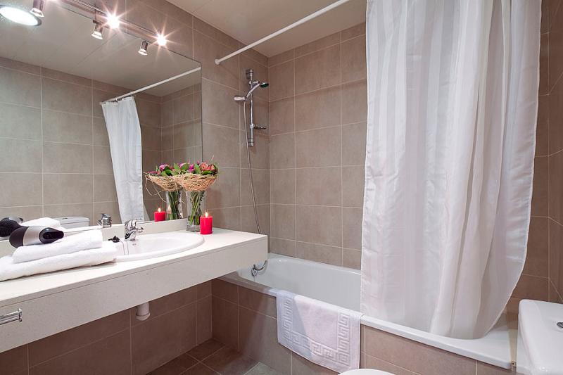 Charmsuites Nou Rambla - Oda