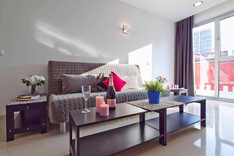 Charmsuites Nou Rambla - Oda