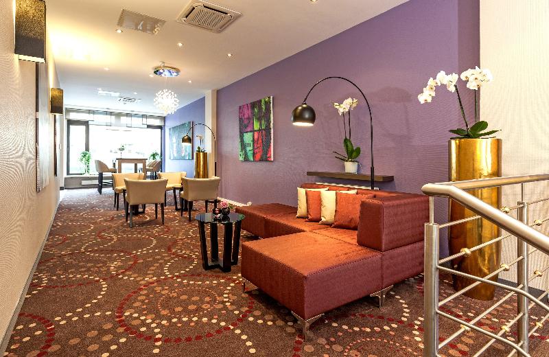 Leonardo Hotel Munich City North - Lobi