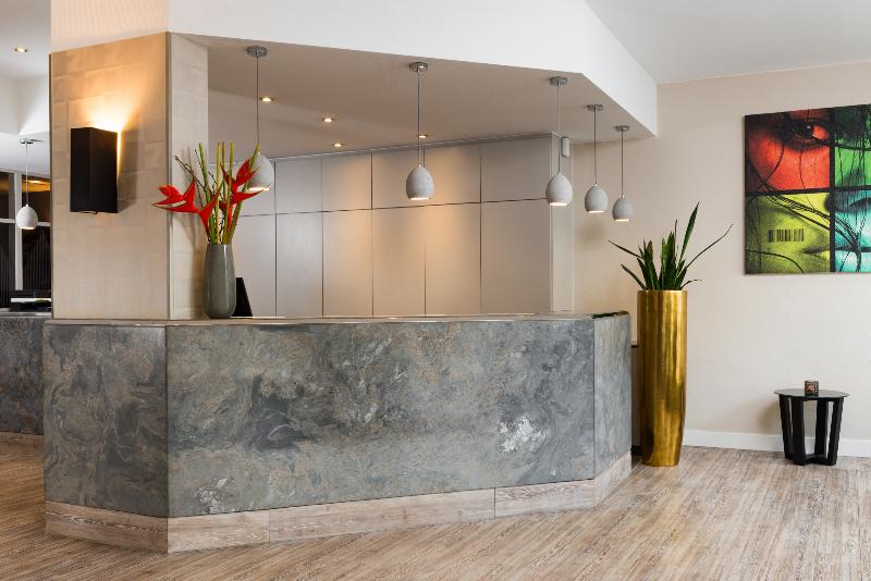 Leonardo Hotel Munich City North - Lobi