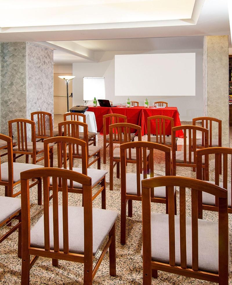 Hotel Le Querce - Toplantı