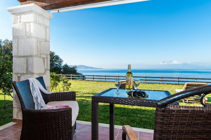 Kavos Psarou Villas - Oda
