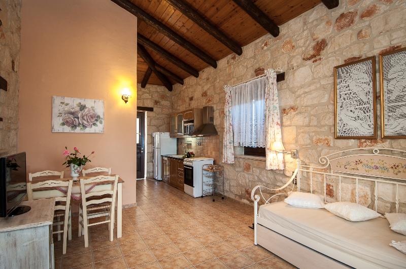 Kavos Psarou Villas - Oda