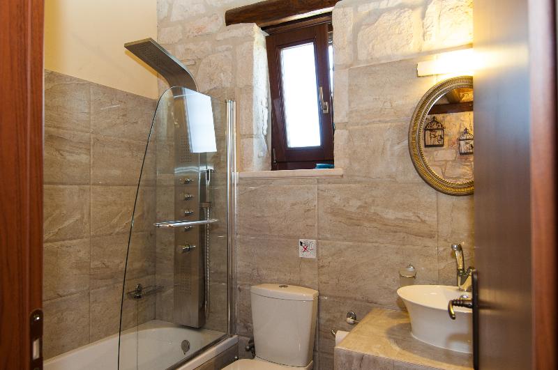 Kavos Psarou Villas - Oda