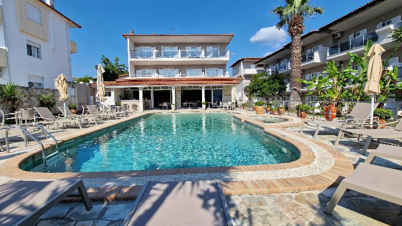 Sarantis Hotel - Genel