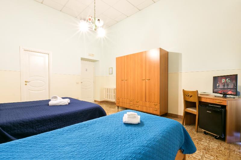 Sisters' Hostel - Oda
