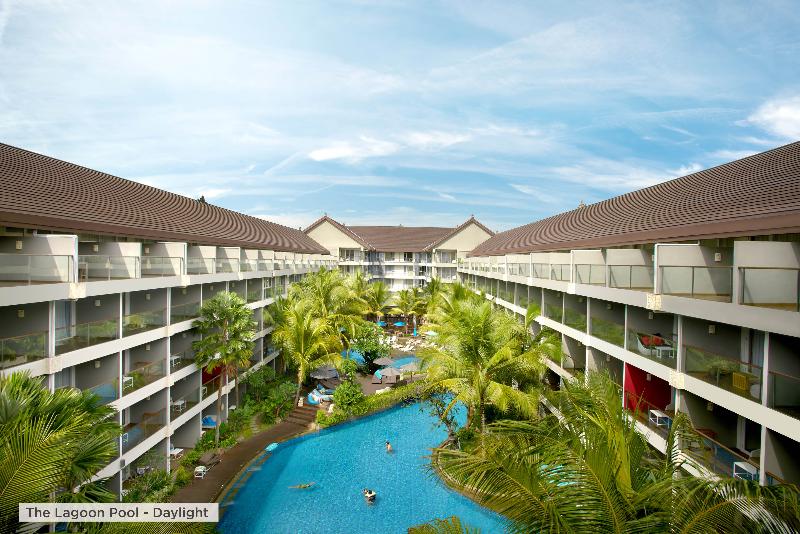 Ramada Encore by Wyndham Bali Seminyak - Havuz