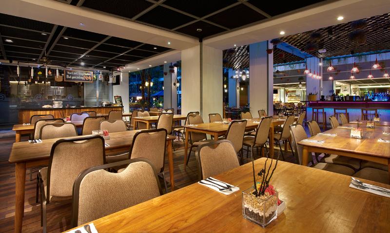 Ramada Encore by Wyndham Bali Seminyak - Restoran