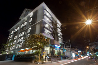 Adelphi Pattaya fotoÄŸrafÄ±