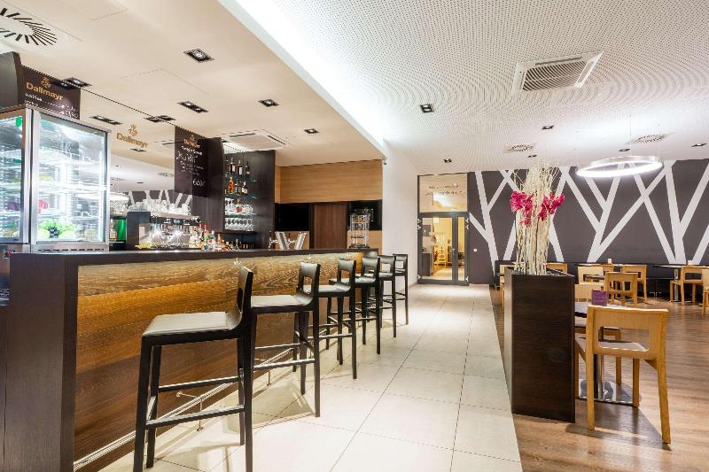 Star G Hotel Premium München Domagkstraße - Bar